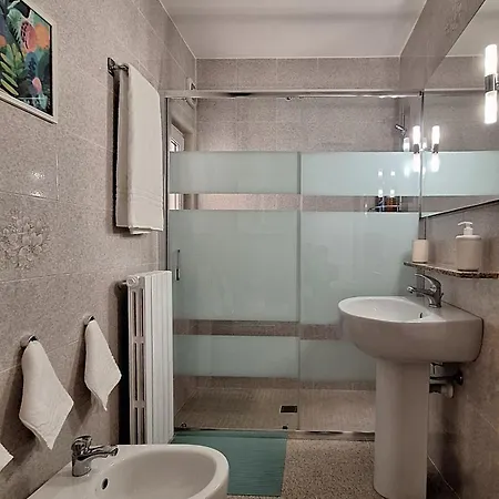Ventura - Con Giardino A Due Passi Dal Centro Hébergement de vacances *